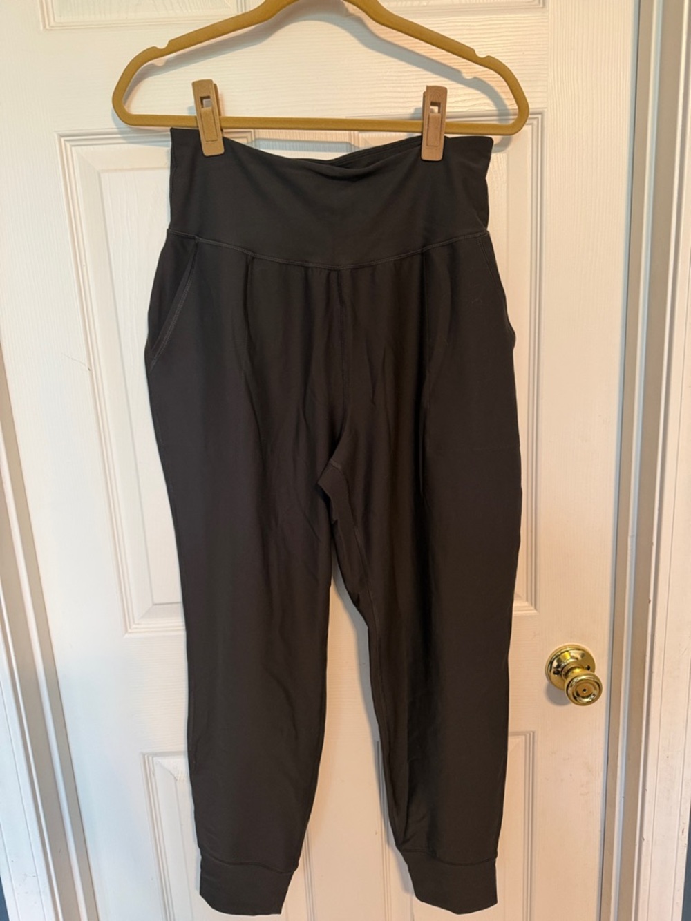 Old Navy High-Rise Jogger Pants